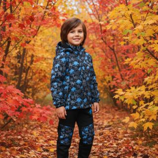 - **Podzim je tady! 🍂** Připravte své děti do školky a na dobrodružství v přírodě s naší novou kolekcí bund a kalhot Wolf...